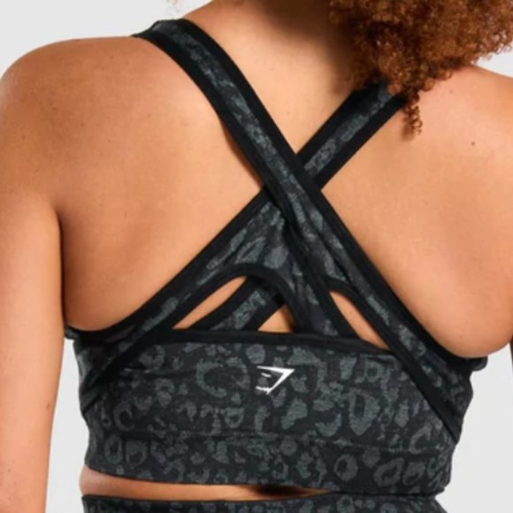 Gymshark Adapt Sports Bra - Picture 4 of 7